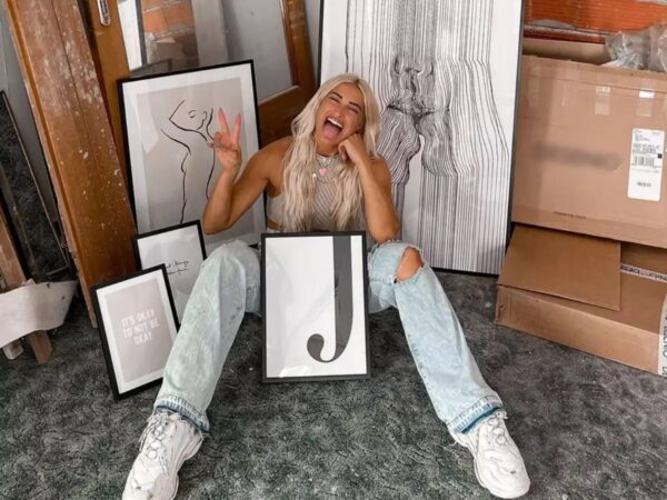 H Ιωάννα Τούνη μας δείχνει  το νέο της σπίτι – Λευκό και μοντέρνο (video)