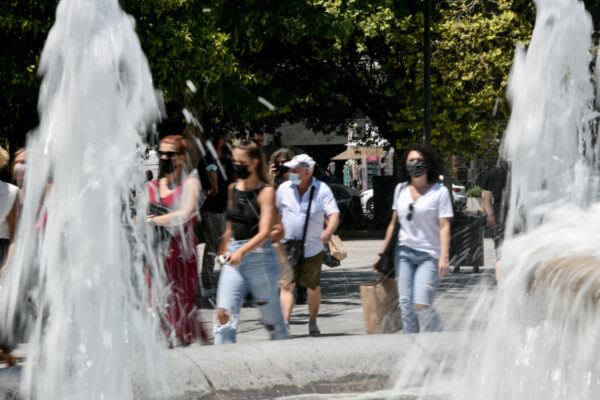Κορωνοϊός:  1.852 τα νέα κρούσματα – 204 διασωληνωμένοι, 17 θάνατοι