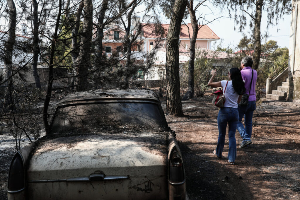 Φωτιά στην Αττική: Νεκρός άνδρας στην Ιπποκράτειο Πολιτεία