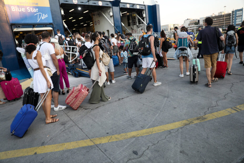 Αυστηροί έλεγχοι της ΕΛ.ΑΣ. σε τουριστικές περιοχές – Τι περιλαμβάνουν