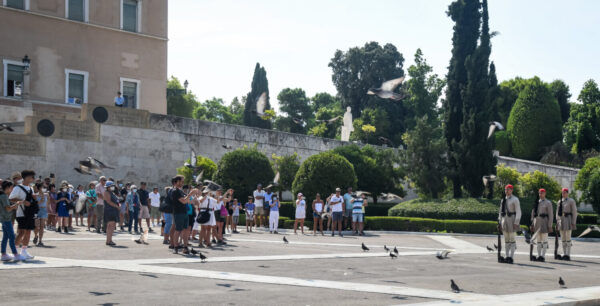 Κορωνοϊός: 3.625 νέα κρούσματα – 296 διασωληνωμένοι – 30 θάνατοι