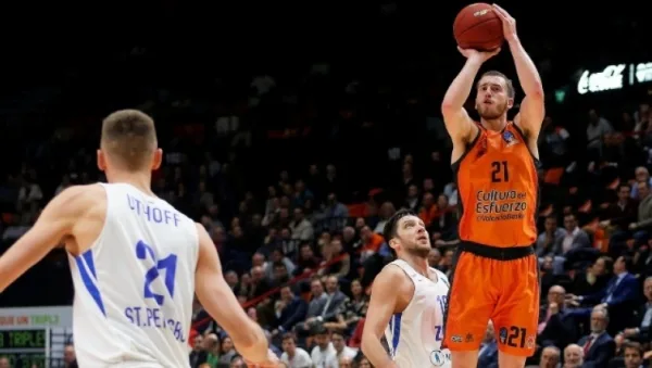 Ο Ολυμπιακός κυνηγάει το «θαύμα» με τον Ματ Τόμας [βίντεο]