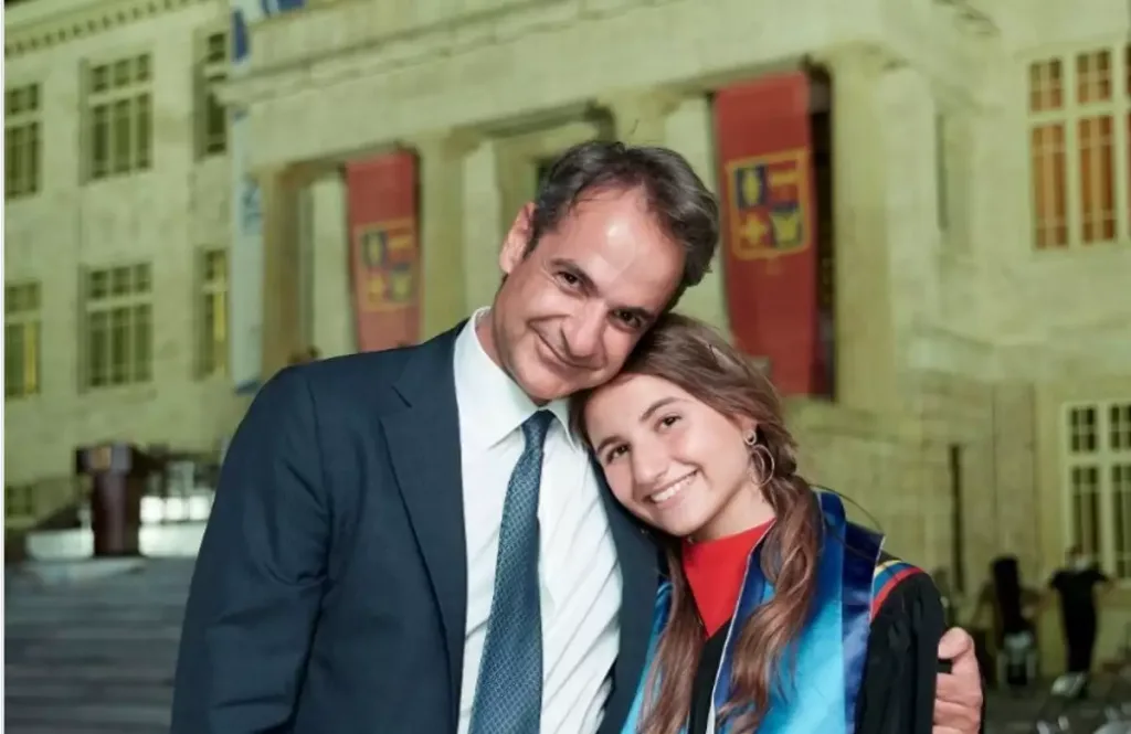 Κυριάκος Μητσοτάκης: Η τρυφερή ανάρτηση για την κόρη του Δάφνη που θα σπουδάσει στο Γέϊλ ανθρωπιστικές σπουδές