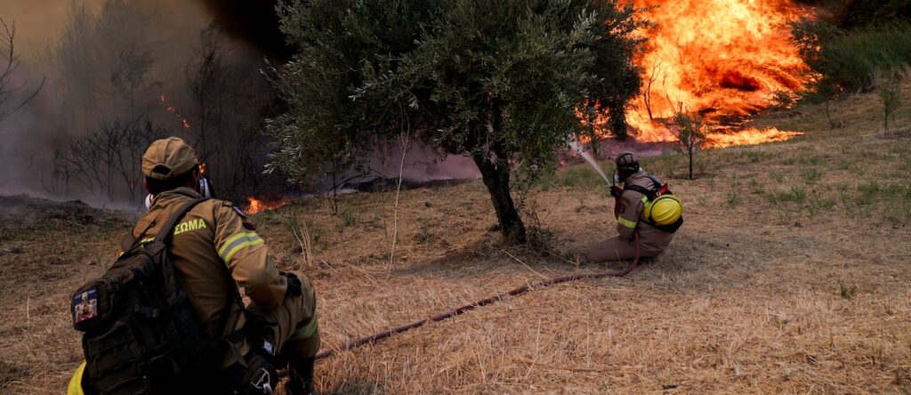 Έτσι θα συνδράμει ο στρατός στην προσπάθεια κατάσβεσης των πυρκαγιών [βίντεο]