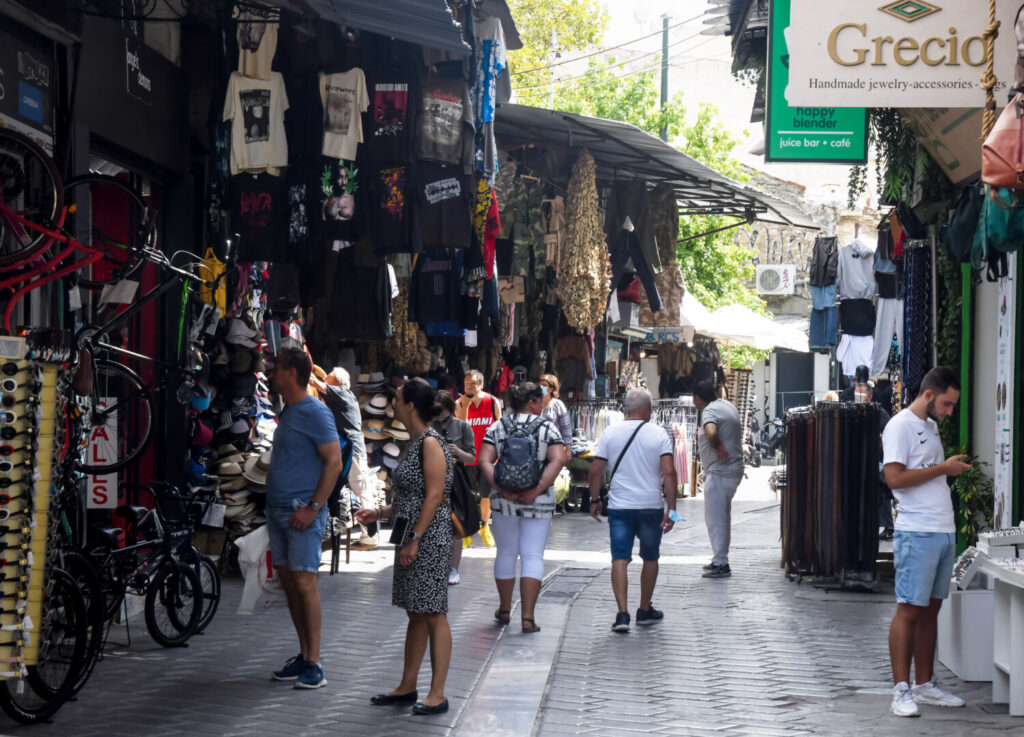 Κορωνοϊός: 2.232 νέα κρούσματα – 326 διασωληνωμένοι –  33 θάνατοι