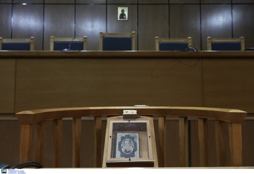 Δικαστήρια: Διαφορετικές αποφάσεις για την αποχή από τους Δικηγορικούς Συλλόγους Αθήνας και Πειραιά