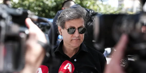 Εξελίξεις στην υπόθεση του «άγνωστου γιού» του Μίκη Θεοδωράκη: «Γνώριζα την ύπαρξή του από 12 ετών», λέει η ανιψιά του