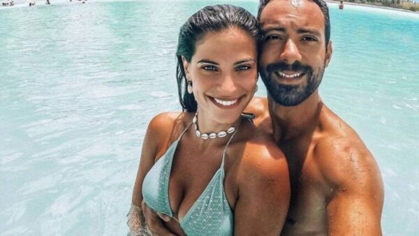 Σάκης Τανιμανίδης: «Να φωνάξω τον εξορκιστή;» λέει στη Χριστίνα Μπόμπα ενώ κάνει γυμναστική (video)