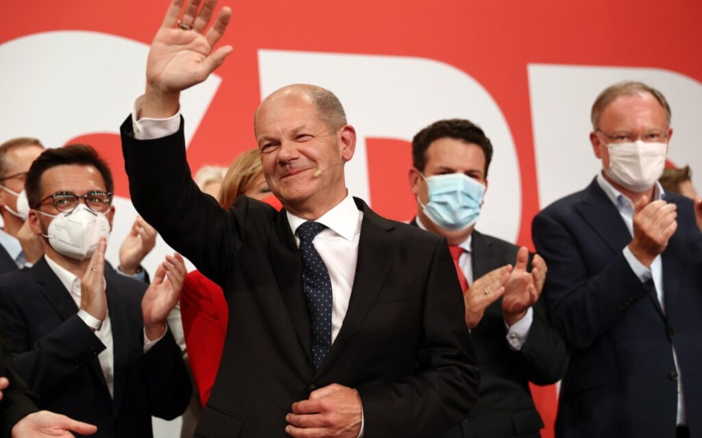 Γερμανικές εκλογές: Θρίαμβος Σολτς και SPD – Κερδισμένοι οι «Πράσινοι», «βουτιά» για το CDU – Τα σενάρια για τη νέα κυβέρνηση