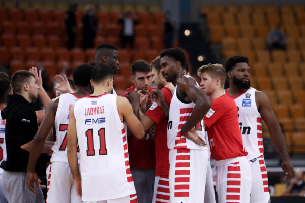 Συναγερμός στον Ολυμπιακό: Δύο ακόμη κρούσματα!