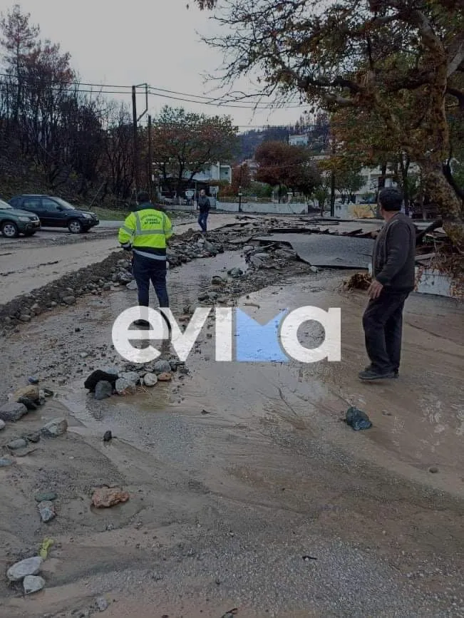 Κακοκαιρία «Αθηνά»: Βιβλικές καταστροφές στη Βόρεια Εύβοια – Πλημμύρισαν σπίτια – Κόπηκαν δρόμοι (video)