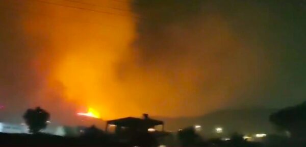 Υπό μερικό έλεγχο η φωτιά στην Τήνο [βίντεο]