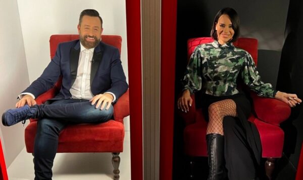 Ο Θέμης Γεωργαντάς υποδέχεται τη Νικολέττα Καρρά, τη Φαίδρα Δρούκα, τον Νικηφόρο και τον Χρήστο Σαντικάι