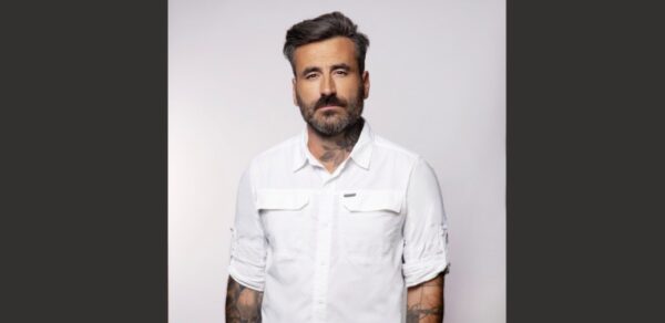 «INTO YOUR HEART» με τον Γιώργο Μαυρίδη – Πρεμιέρα Παραμονή Χριστουγέννων