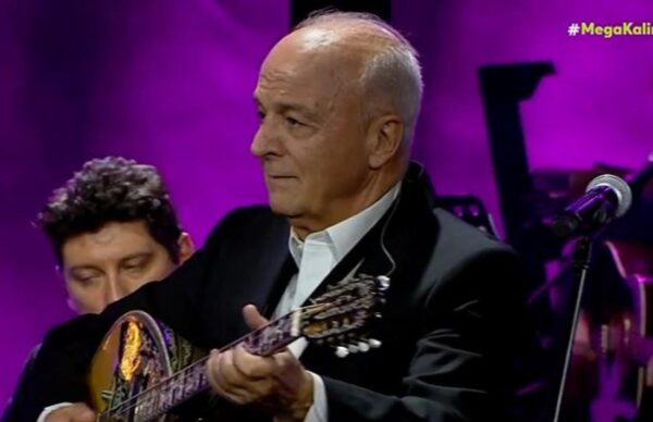 Σπίτι με το Mega: Ο σολίστας του μπουζουκιού Θανάσης Πολυκανδριώτης έρχεται μαζί με μεγάλες φωνές!