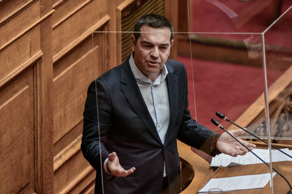 Αλέξης Τσίπρας: «Αποτύχατε κ. Μητσοτάκη – Είναι η πρώτη φορά που η νύχτα μπαίνει στο Μαξίμου» [βίντεο]