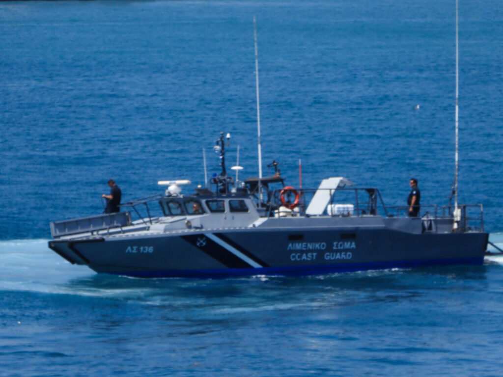 Bυθίστηκε φορτηγό  πλοίο με 14 άτομα πλήρωμα στα ανοικτά της Λέσβου – Βρέθηκε σώος ένας ναυτικός