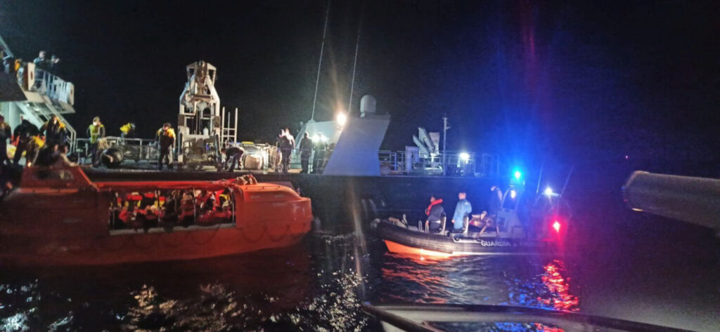 Euroferry Olympia: Εντοπίστηκε απανθρακωμένο πτώμα μέσα στο πλοίο