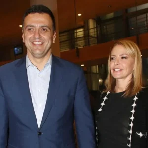 Τζένη Μπαλατσινού – Βασίλης Κικίλιας: Στην Αίγυπτο μαζί με τον γιο τους –Μονοδικές φωτογραφίες από το ταξίδι τους