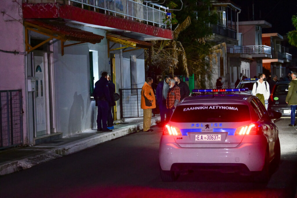 Ανδραβίδα: Που στρέφονται οι έρευνες για τη δολοφονία της  μητέρας,  του πατέρα και των δύο παιδιών τους