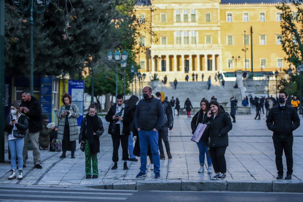 Κορωνοϊός: 22.694 κρούσματα, 70 θάνατοι και  364 διασωληνωμένοι και