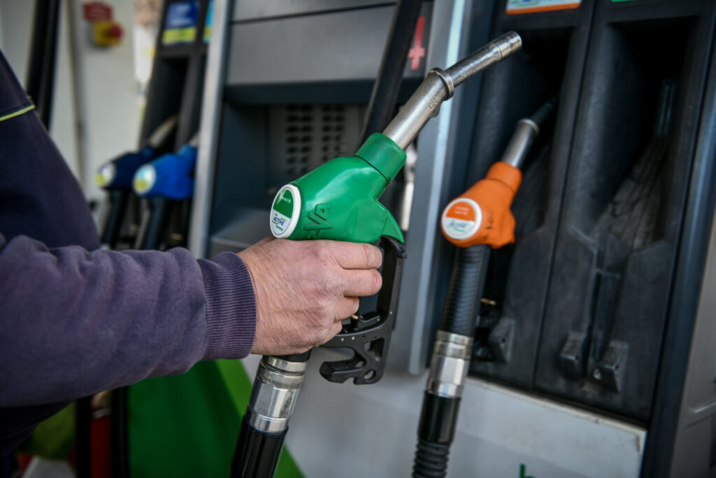 Fuel Pass 2: Ψηφίζεται η τροπολογία – Τα νέα ποσά  και οι δικαιούχοι