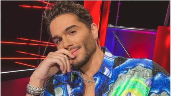 Για φαγητό με τους γονείς του – Φωτογραφίες του Χρήστου Μάστορα με τη μητέρα και τον πατέρα του