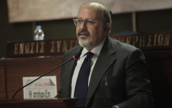 Left media για Ξυδάκη: «Δεν του ζητήθηκε να φύγει από το Κόκκινο»