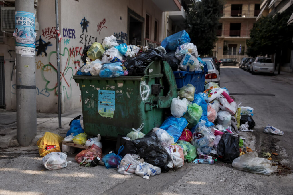 Δήμος Μεσολογγίου: Σε κατάσταση έκτακτης ανάγκης για τα σκουπίδια