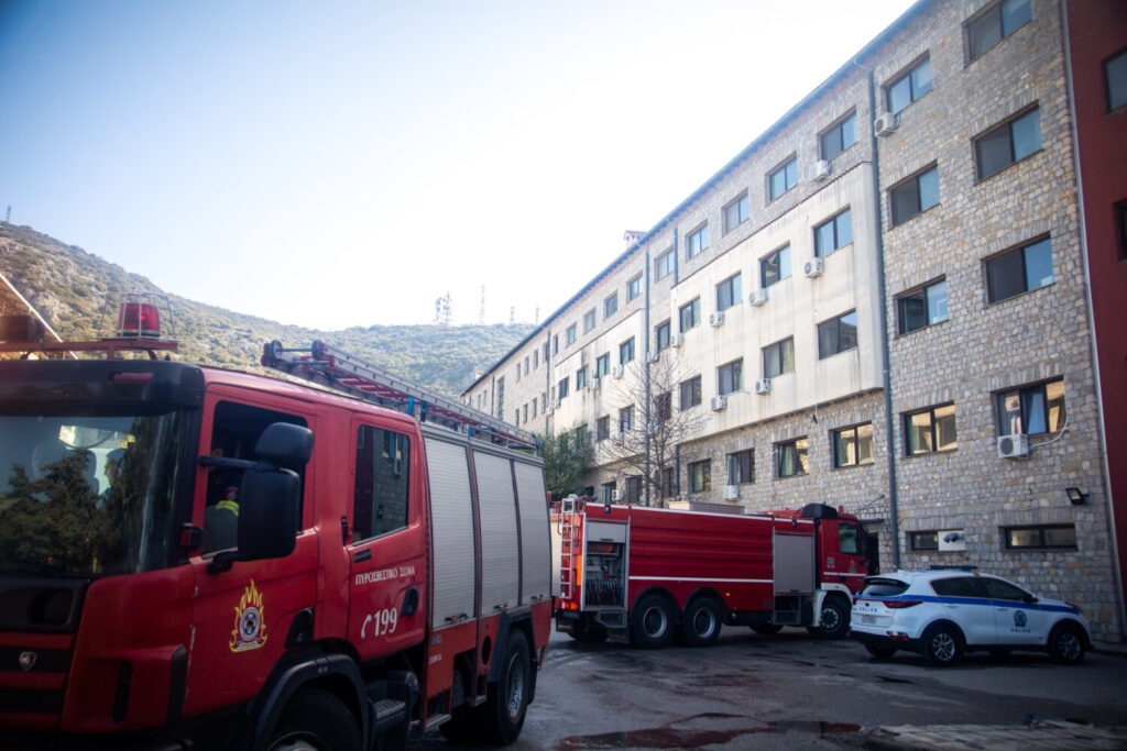Νοσοκομείο Παπανικολάου: Και δεύτερος νεκρός από την πυρκαγιά – Έρευνα για τα αίτια της τραγωδίας