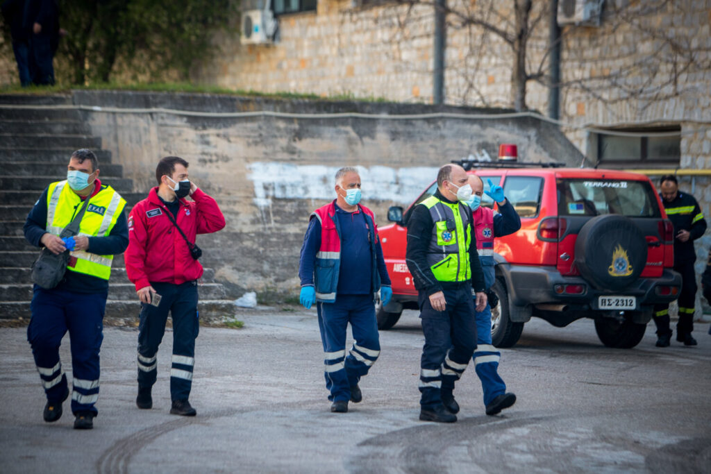 Στο Παπανικολάου Πλεύρης – Γκάγκα: «Θα είχε λαμπαδιάσει το νοσοκομείο αν δεν έκοβαν άμεσα την παροχή οξυγόνου»