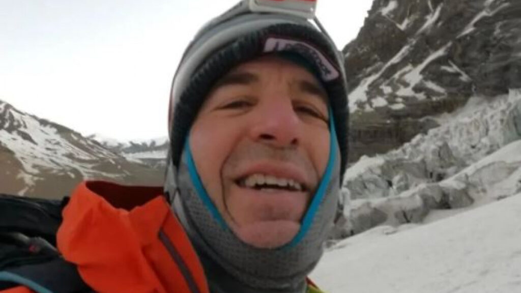 Τραγωδία στα Ιμαλάια: Νεκρός ο κορυφαίος Έλληνας ορειβάτης Αντώνης Σύκαρης