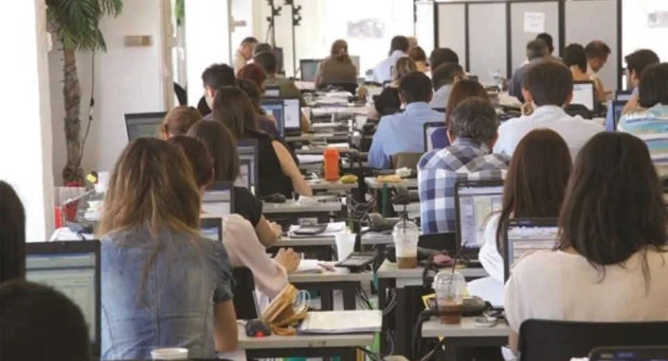 Κατώτατος μισθός: Πώς διαμορφώνονται οι αυξήσεις – Τι ισχύει για τις τριετίες – Αναλυτικά παραδείγματα