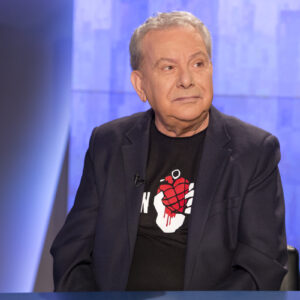 Ο Μανώλης Μητσιάς άνοιξε συναυλία στην Ηλεία με τον «Γιάννη τον φονιά», μετά το συμβάν με την απαγόρευση του Γιώργου Χατζιδάκι (βίντεο)
