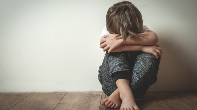 Νέα Σμύρνη: Έρευνα για τους δασκάλους της 10χρονης που βίαζε και  βασάνιζε ο πατέρας της