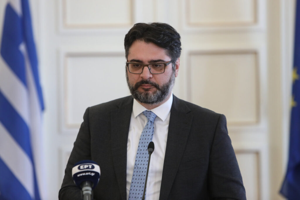 Άνοιξε ξανά η ελληνική πρεσβεία στο Κίεβο με επικεφαλής  τον Μανώλη Ανδρουλάκη