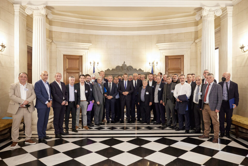 Συνάντηση πρωθυπουργού με τους 33 δημάρχους του Δικτύου Ορεινών Δήμων