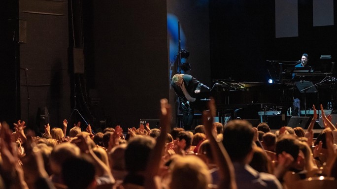 Στέφανος Κορκολής: Εντυπωσιακή Sold Out συναυλία στο Παλλάς (photo+video)
