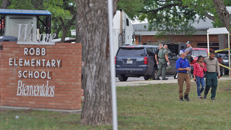 Μακελειό σε σχολείο στο Τέξας: 18χρονος σκότωσε 19 παιδιά και δύο δασκάλες  – Νεκρός και ο δράστης
