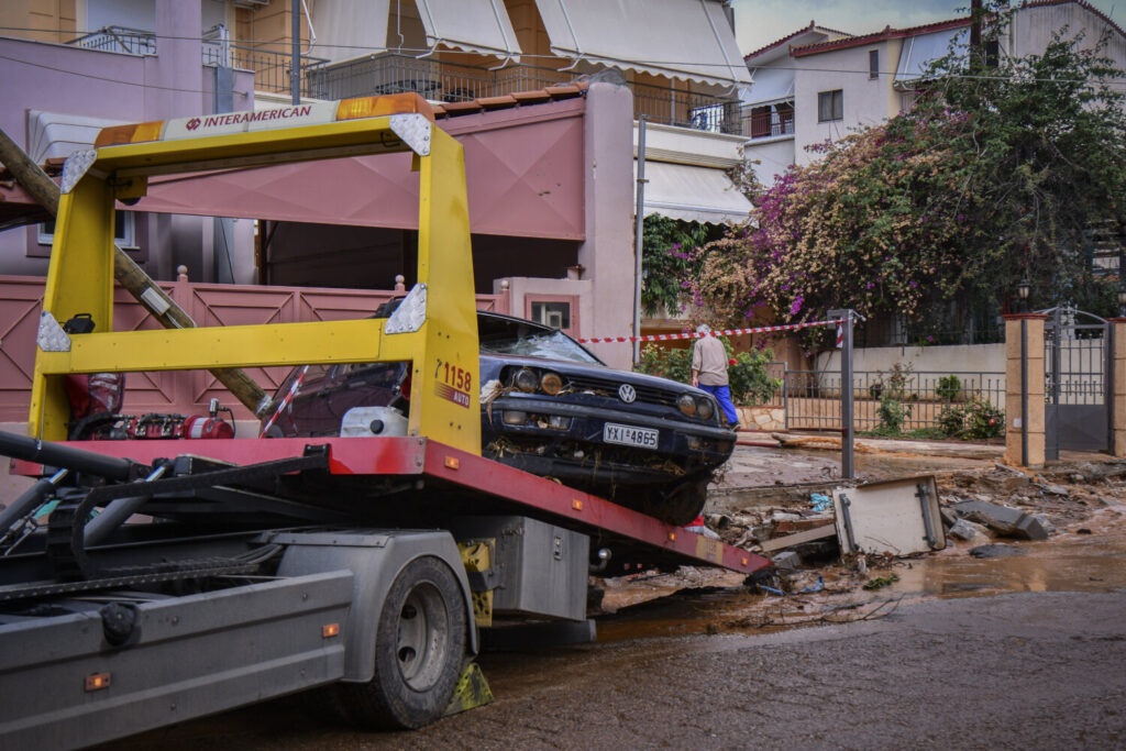 Μάνδρα – Φονικές πλημμύρες: Αθωώθηκε η Ρένα Δούρου – Ένοχοι η δήμαρχος και  άλλοι 7 κατηγορούμενοι