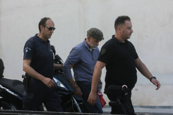 Ισόβια χωρίς ελαφρυντικό στον Κορκονέα για τη δολοφονία Γρηγορόπουλου – Επιστρέφει στη φυλακή