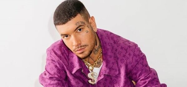 Snik: Αγόρασε ρολόϊ αξίας 116.000 ευρώ στο Ναύπλιο κι έγινε χαμός έξω από το κοσμηματοπωλείο από τους fans (βίντεο)