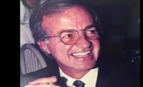 Νικόλαος Δεληγιώργης: Πέθανε ο εκδότης του θρυλικού περιοδικού «Μανίνα»