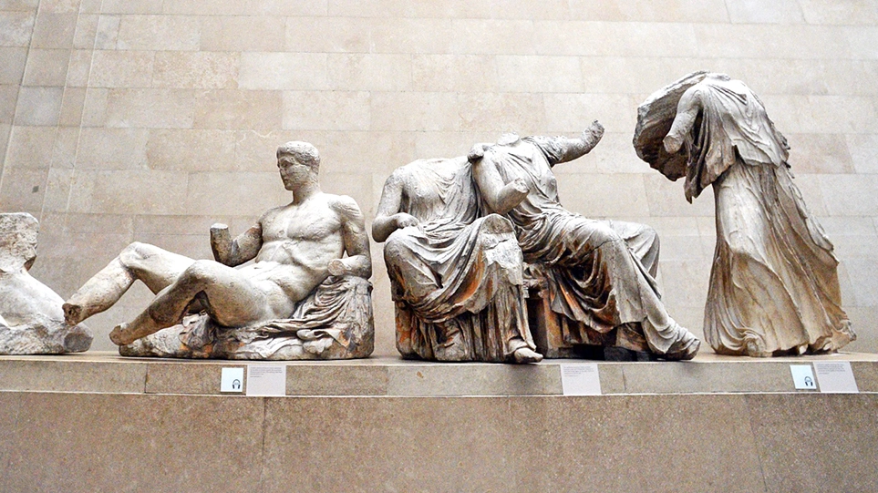Πρόεδρος Βρετανικού Μουσείου: «Ελλάδα και Βρετανία μπορούν να συμφωνήσουν να μοιραστούν τα Γλυπτά»