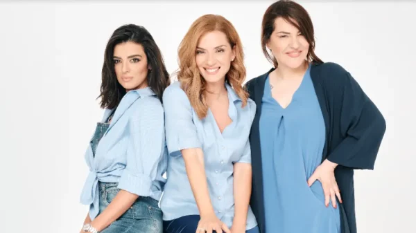 “Μαίρη, Μαίρη, Μαίρη”: Ξεκίνησαν τα γυρίσματα της νέας κωμικής σειράς των Ρέππα – Παπαθανασίου