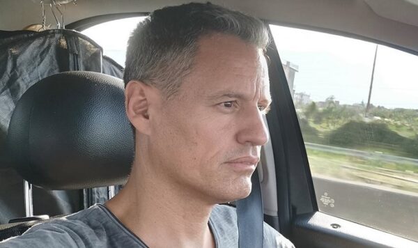 «Χορέψτε τώρα κοτούλες πάνω απ το φρέσκο χώμα»: Το ξέσπασμα του Γρηγόρη Πετράκου για τον Γιώργο Τράγκα