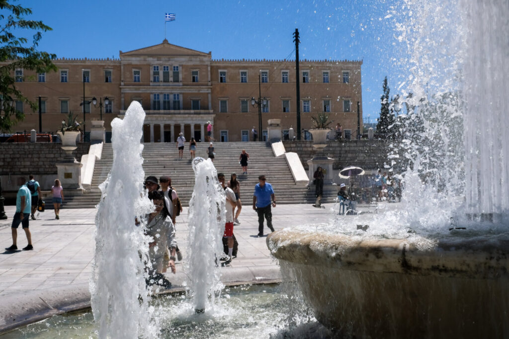 Εφιαλτικά σενάρια για 50αρια το καλοκαίρι – Ευθύμιος Λέκκας: «Είναι πιθανό να έχουμε το πιο θερμό καλοκαίρι» (video)