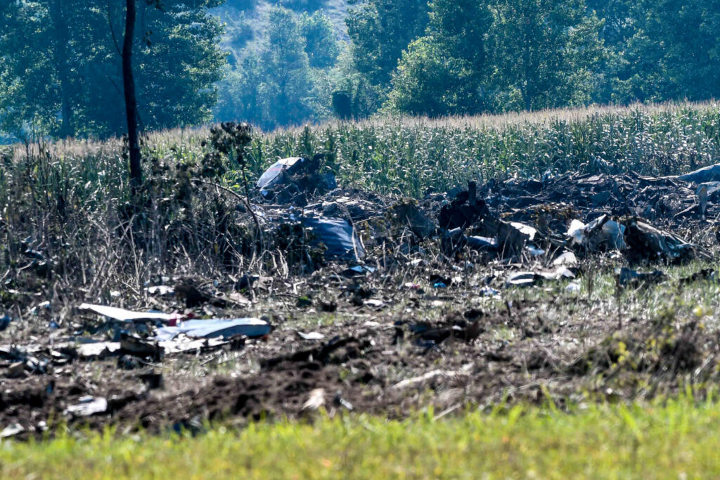 Πτώση Antonov: Δεν βρέθηκε επικίνδυνη ουσία στο φορτίο – Εντοπίστηκαν 6 σοροί