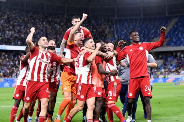 Σλόβαν – Ολυμπιακός 3-4 πεν (2-2 παρ): Ευρωπαίοι οι ερυθρόλευκοι με λυτρωτές Βατσλίκ και Βαλμπουενά