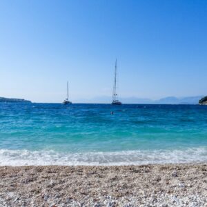 Αττική: Δείτε σε ποιες παραλίες απαγορεύεται η κολύμβηση